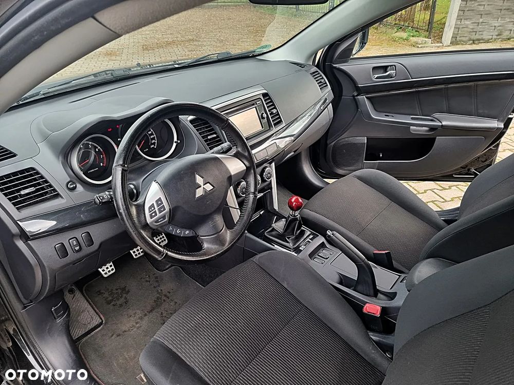 Mitsubishi Lancer - 24