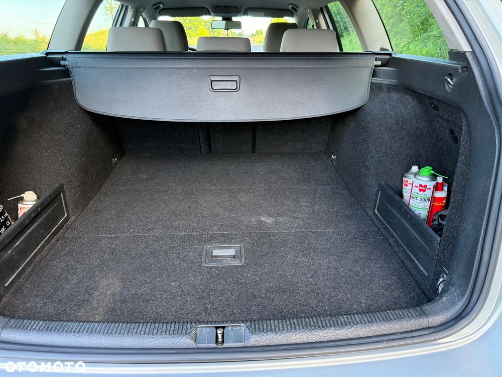 Volkswagen Passat 2.0 TDI DPF Comfortline DSG - 23
