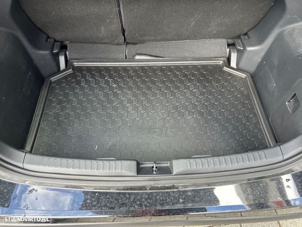 Toyota Yaris - 15