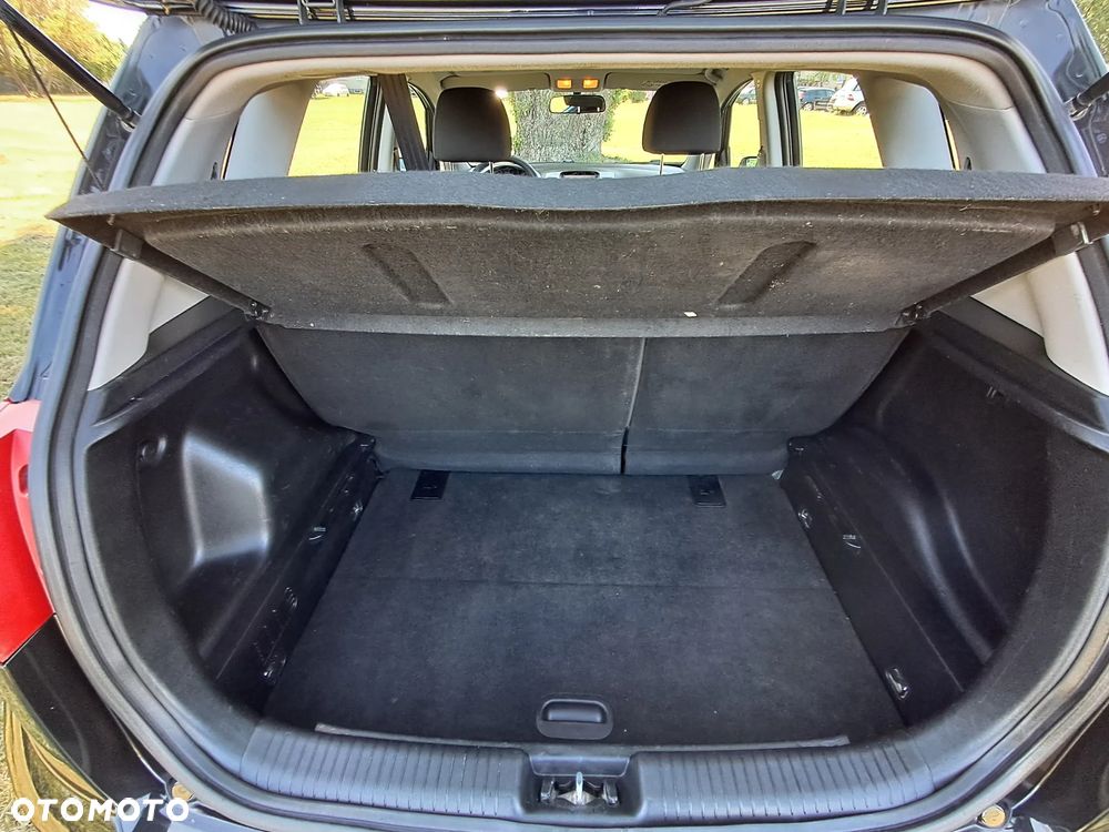 Kia Venga 1.4 M - 13
