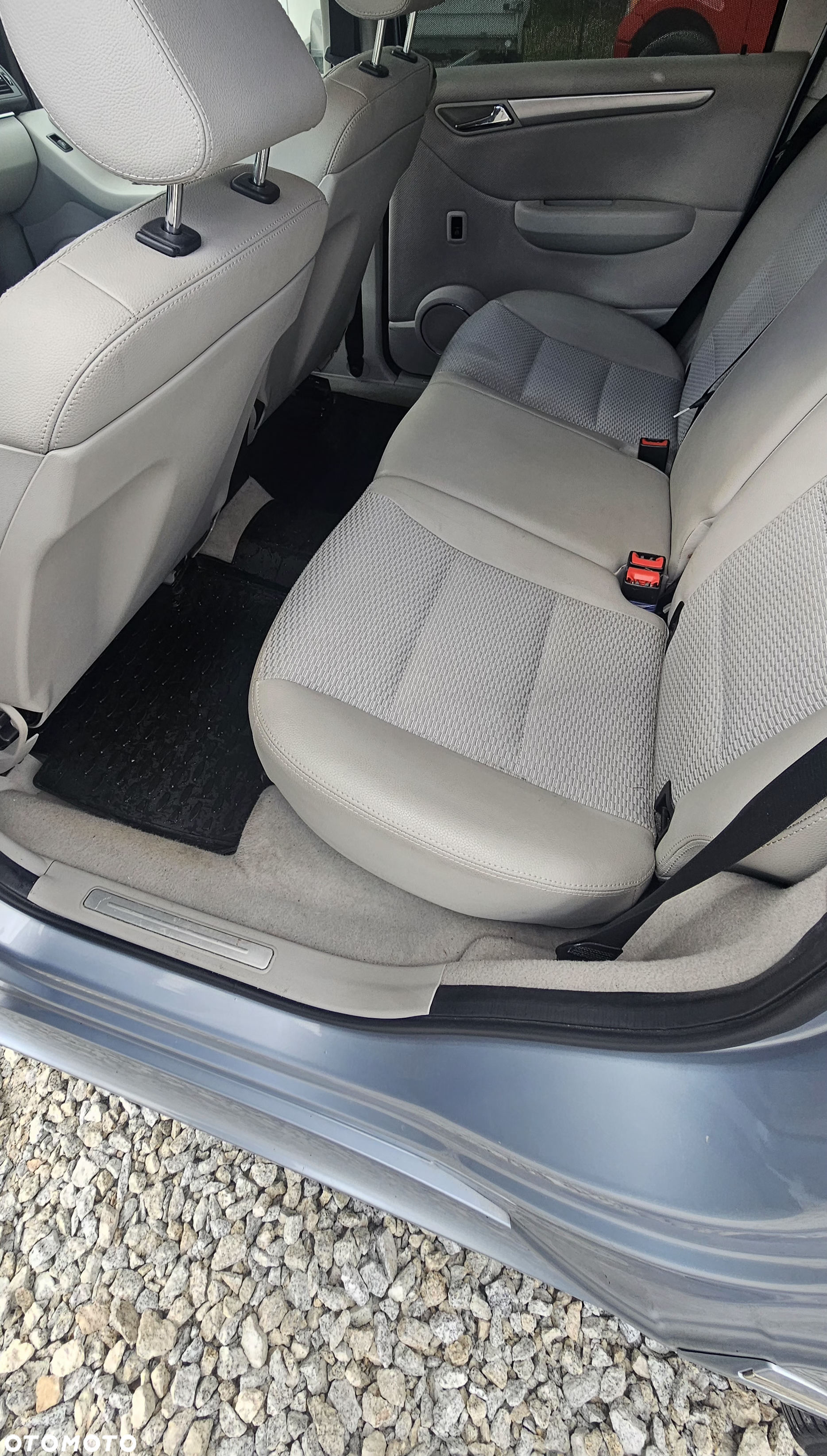 Mercedes-Benz Klasa B 200 CDI DPF Autotronic Special Edition - 12