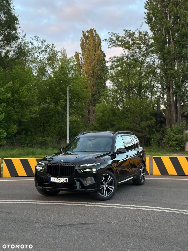 BMW X7 xDrive40i - 1