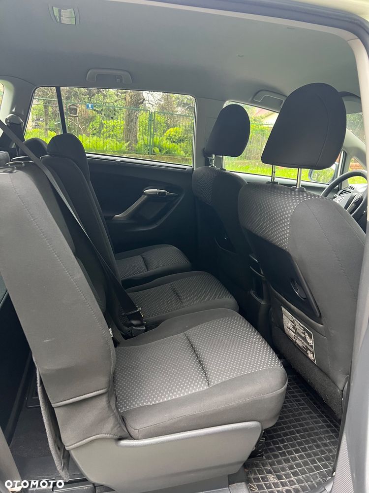 Toyota Verso 1.6 Luna EU5 - 10