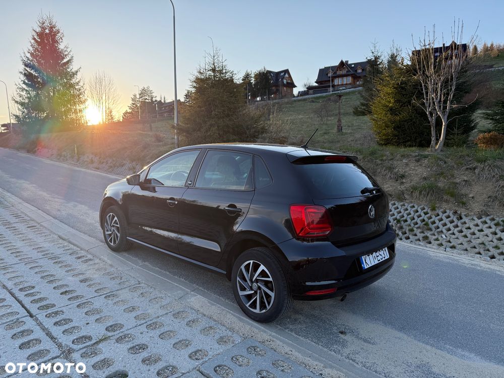Volkswagen Polo 1.4 TDI (Blue Motion Technology) SOUND - 4