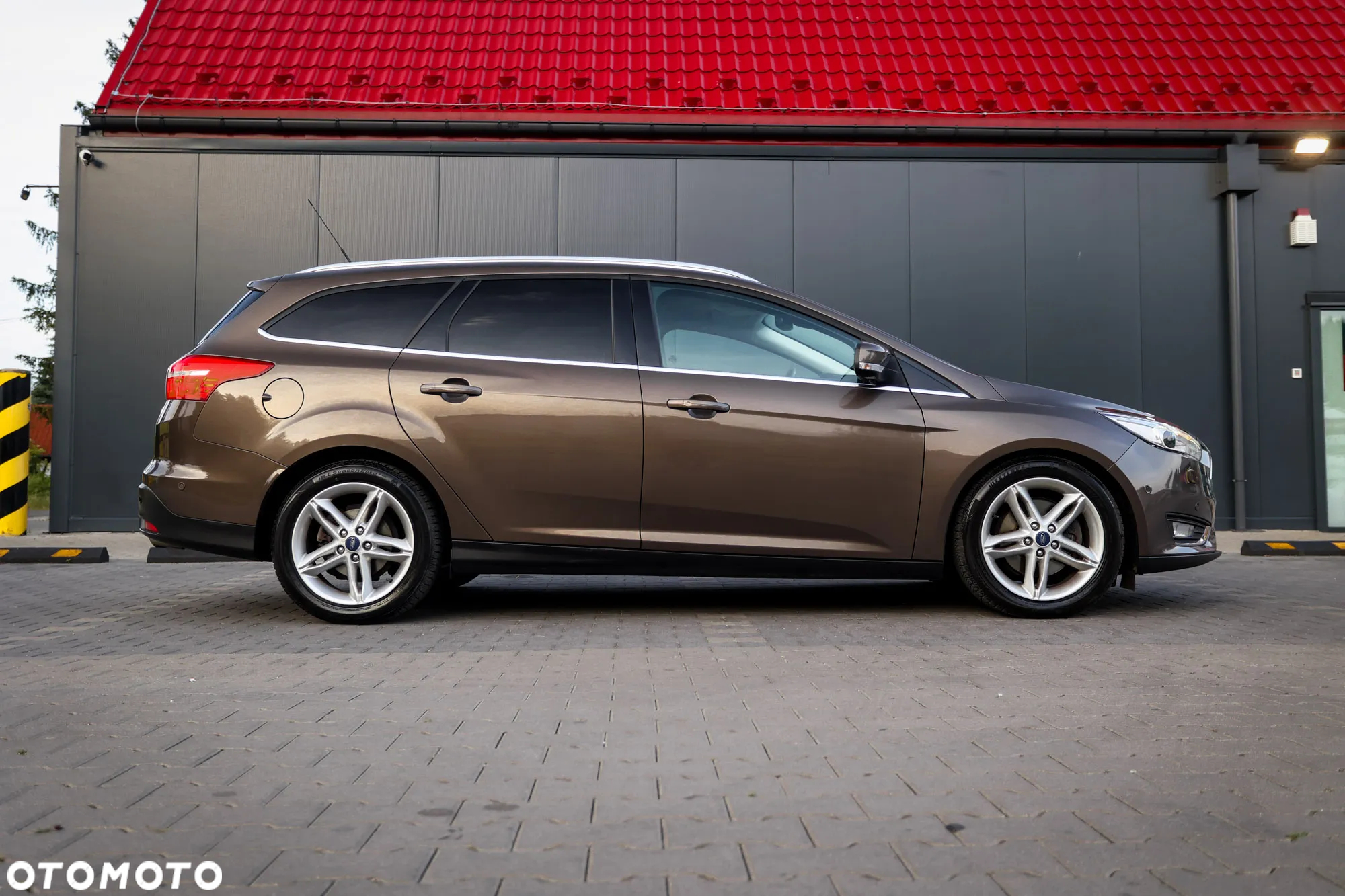 Ford Focus 1.5 EcoBoost Start-Stopp-System Business Edition - 2