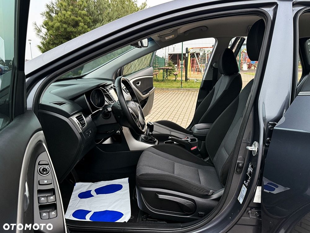 Hyundai i30 1.6 CRDi Comfort - 31