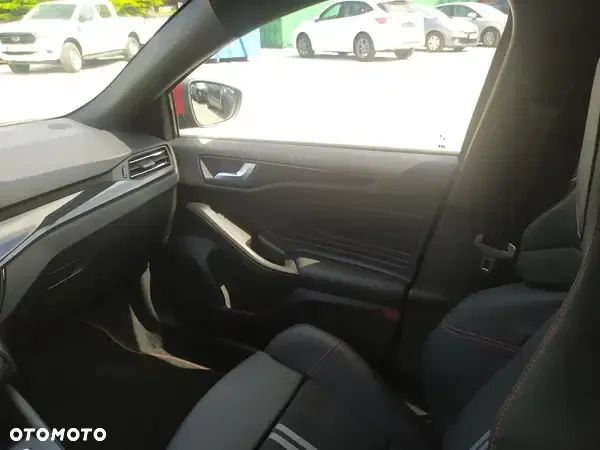 Ford Focus 2.3 EcoBoost ST X - 14