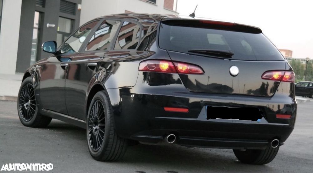 Alfa Romeo 159 2.4 Multijet CA Aut Distinctive - 2