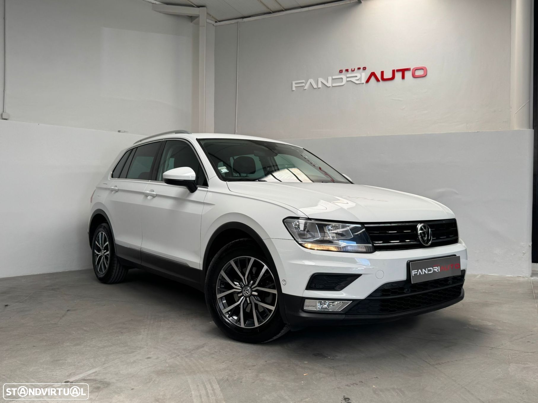 VW Tiguan 1.6 TDI Trendline - 1