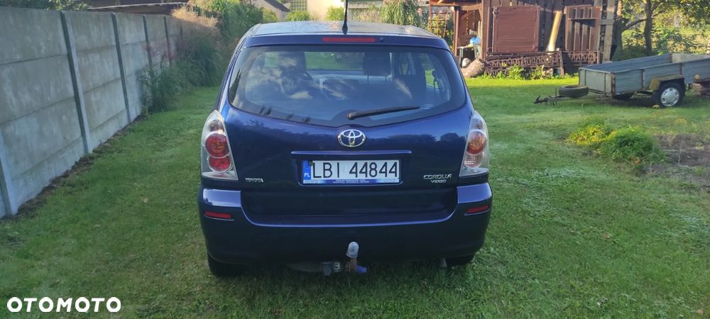 Toyota Corolla Verso 1.8 Sol + 7os - 6