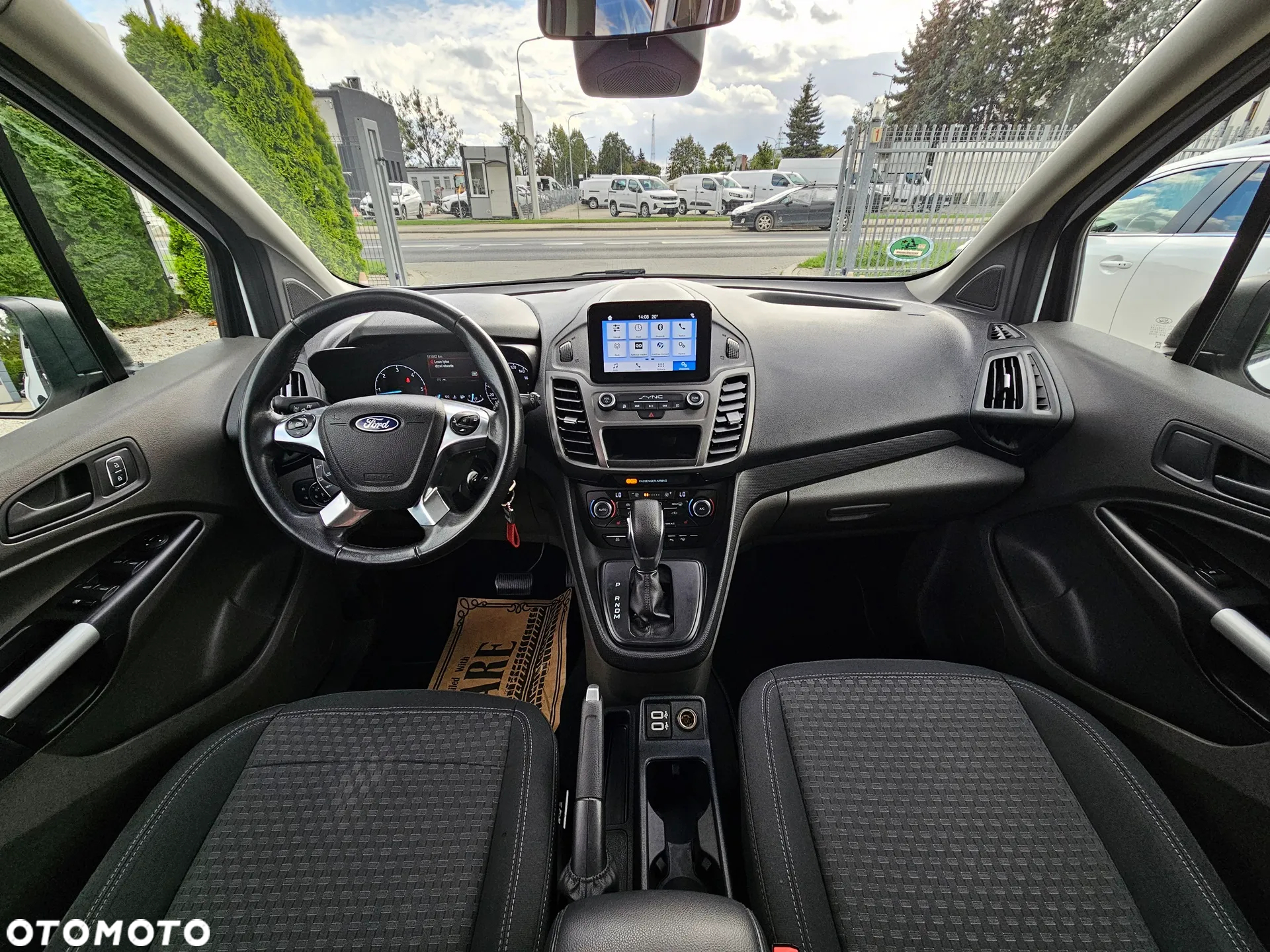 Ford Tourneo Connect Grand - 17