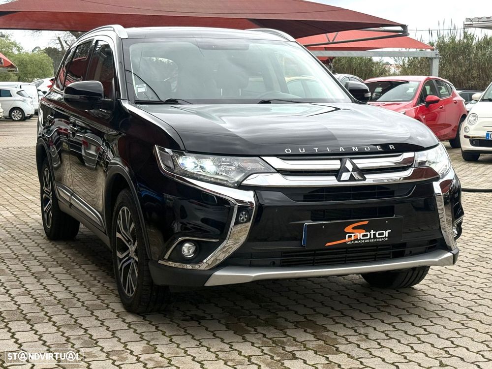 Mitsubishi Outlander 2.2 DI-D Intense - 3