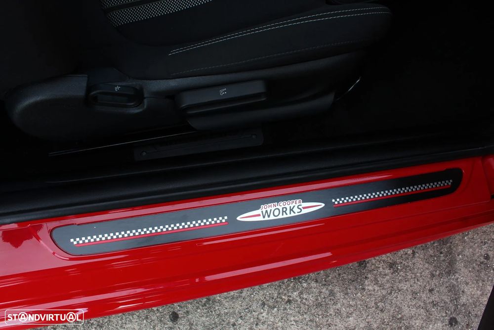 MINI 3 Portas John Cooper Works - 22