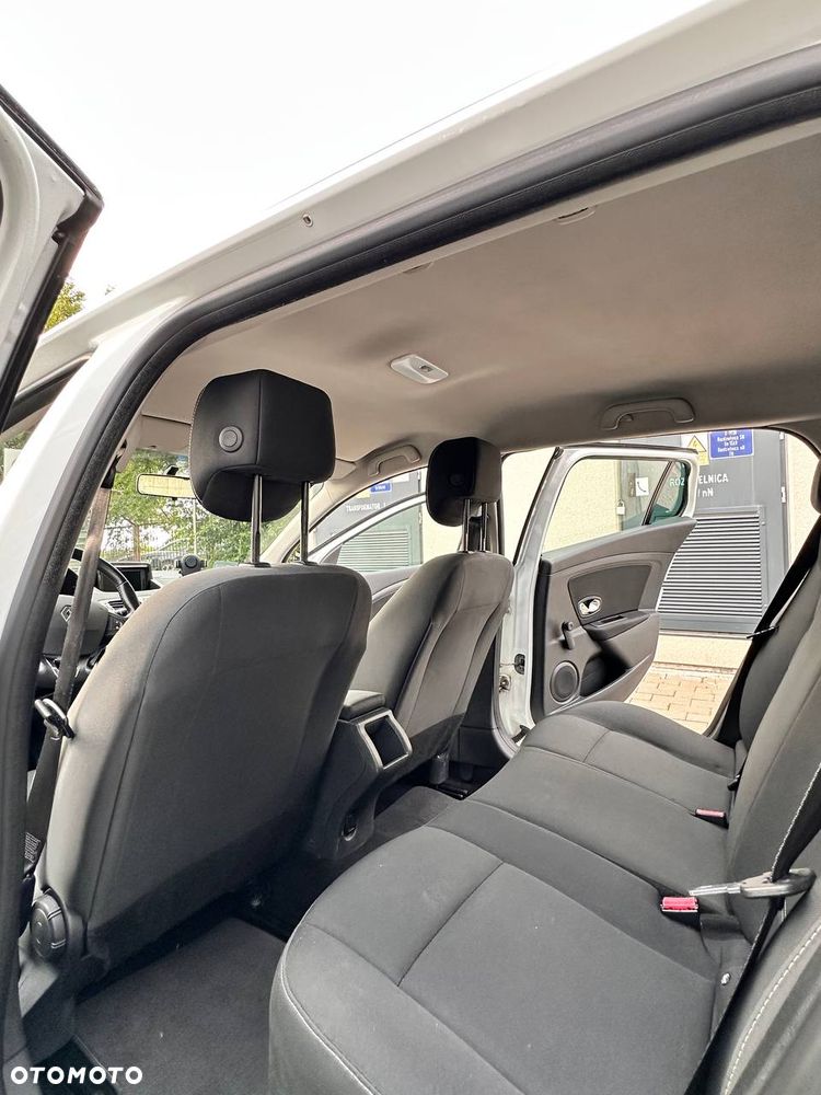 Renault Megane - 24