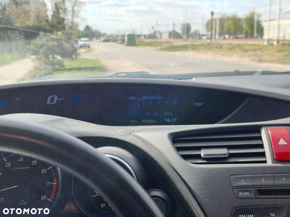 Honda Civic 1.8 S - 17