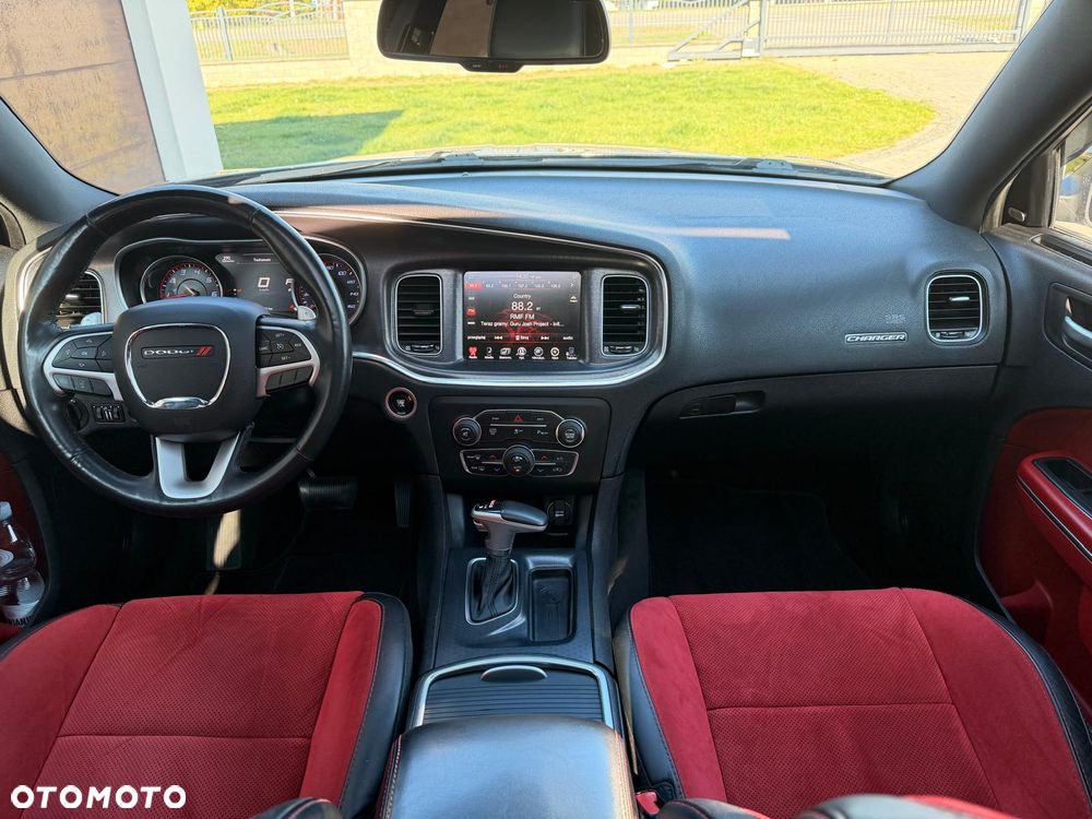 Dodge Charger 5.7 V8 RT - 6