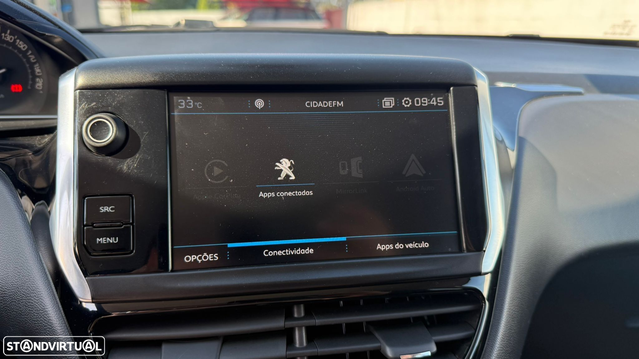 Peugeot 208 1.2 PureTech Signature - 32