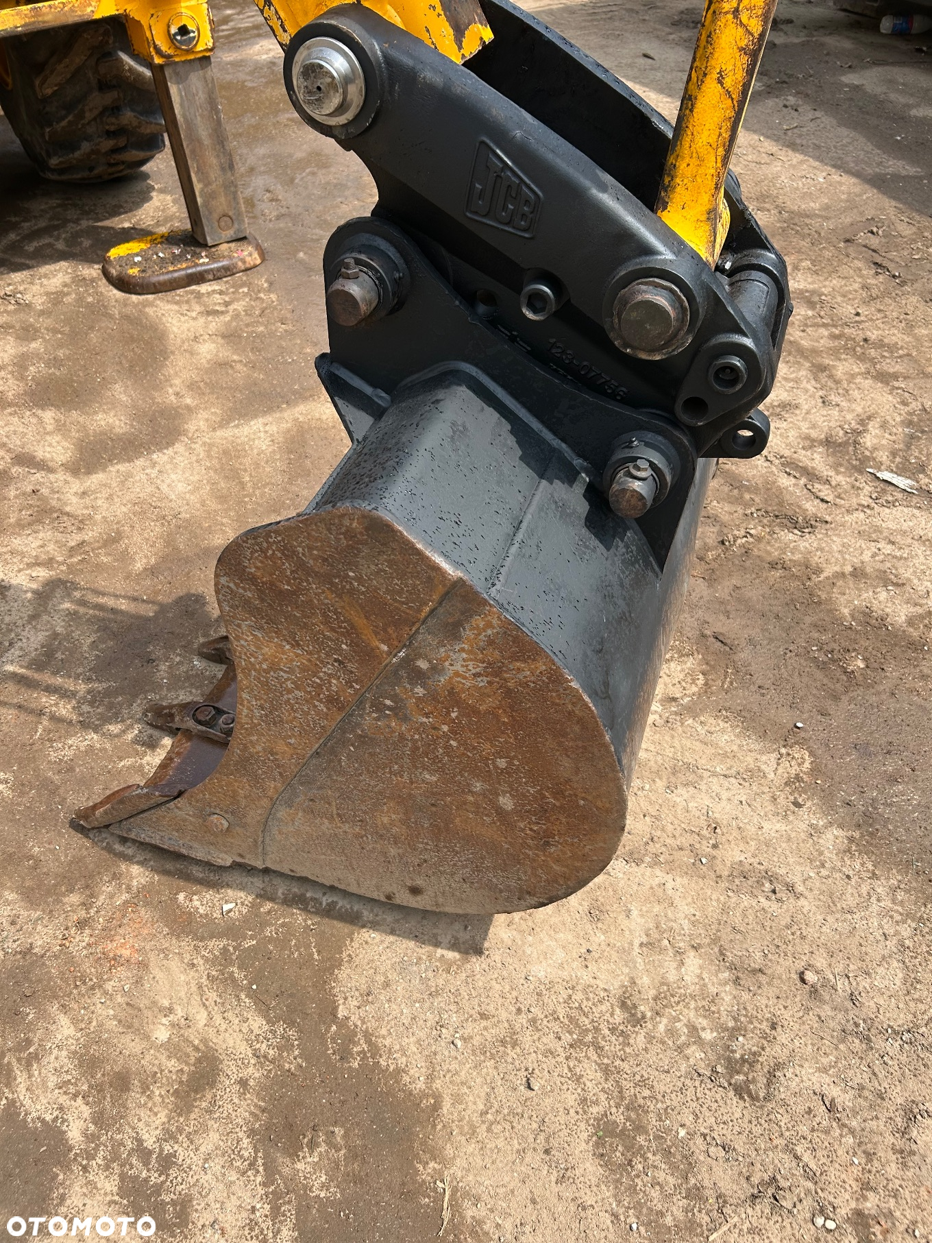 JCB 4CX - 7