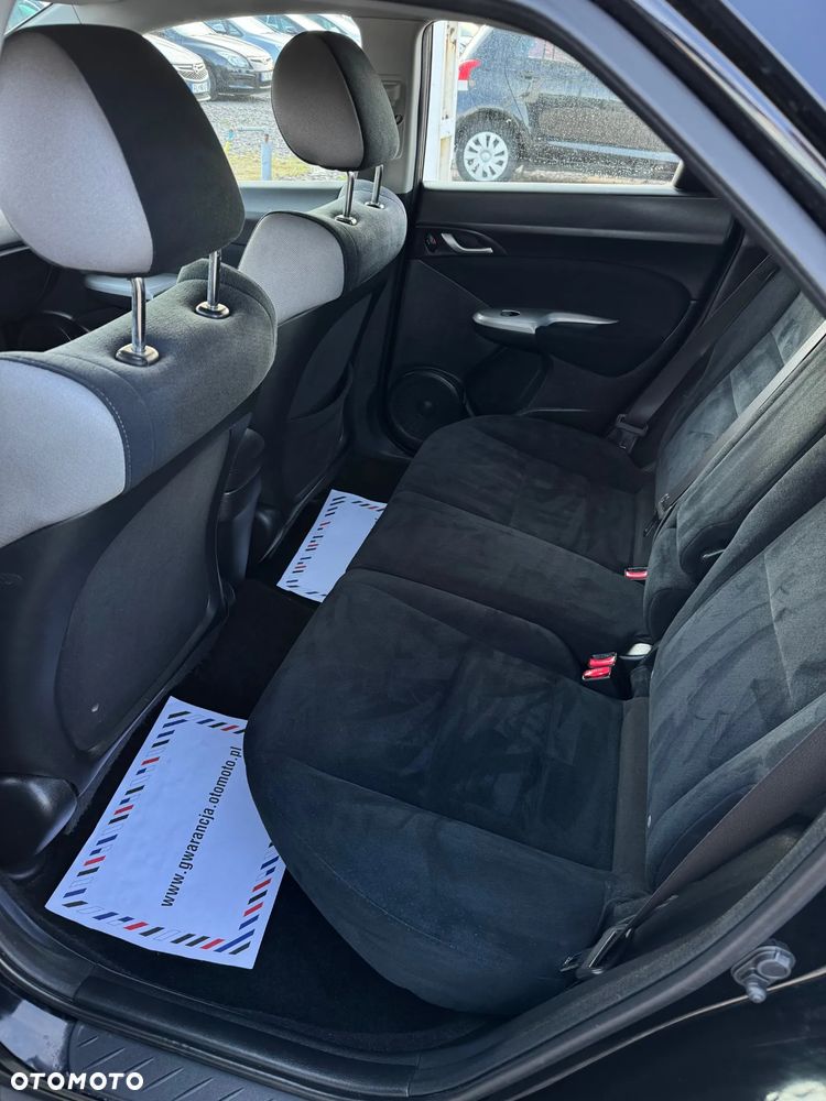 Honda Civic 1.4i-DSi - 6
