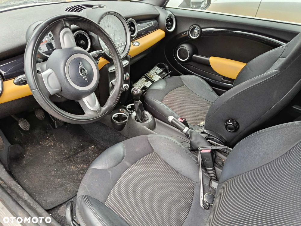 MINI Cooper R56 1.6b 2007r NA CZĘŚCI - 5