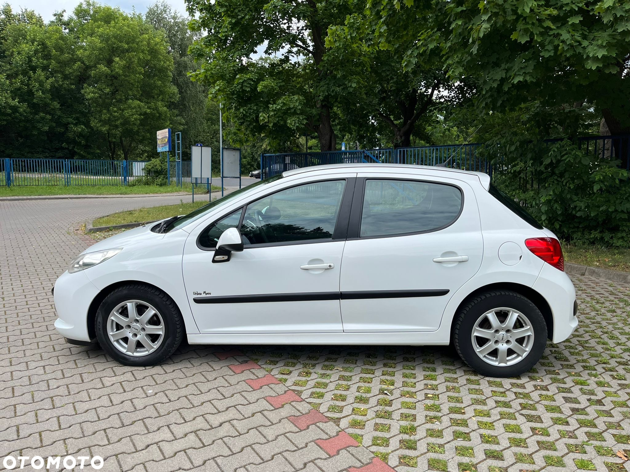 Peugeot 207 - 3