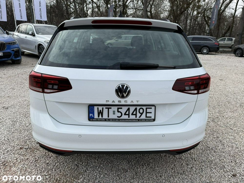 Volkswagen Passat - 20