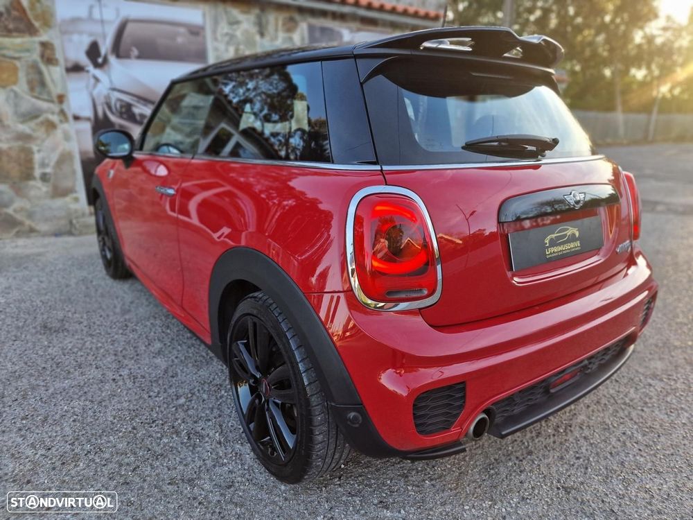 MINI 3 Portas Cooper D - 18