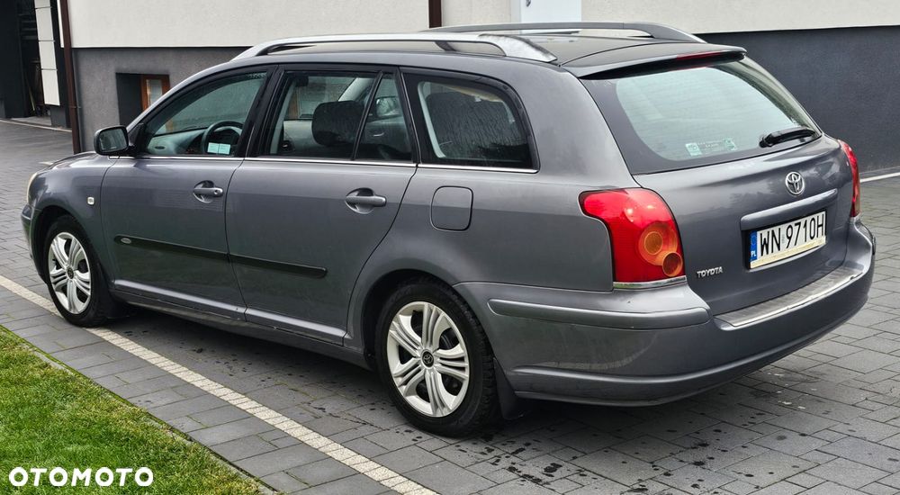 Toyota Avensis 1.8 VVT-i Terra - 8