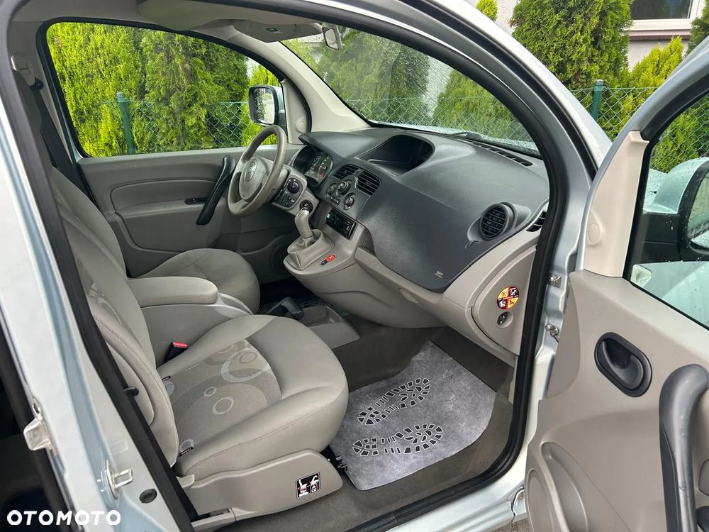 Renault Kangoo 1.6 8V Helios - 19