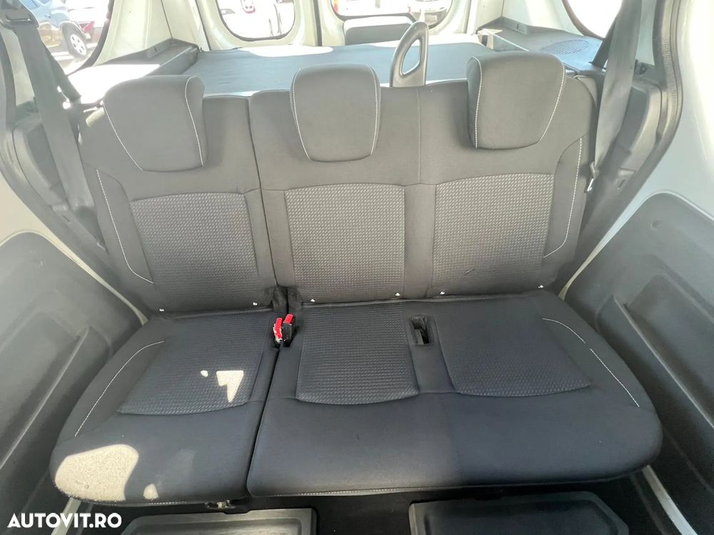 Dacia Dokker 1.5 Blue dCi Laureate - 10