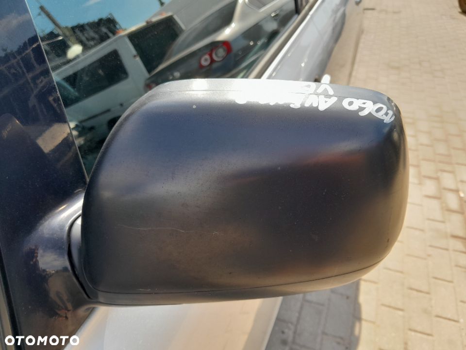 Lusterko Lewe Toyota Avensis  Verso - 2