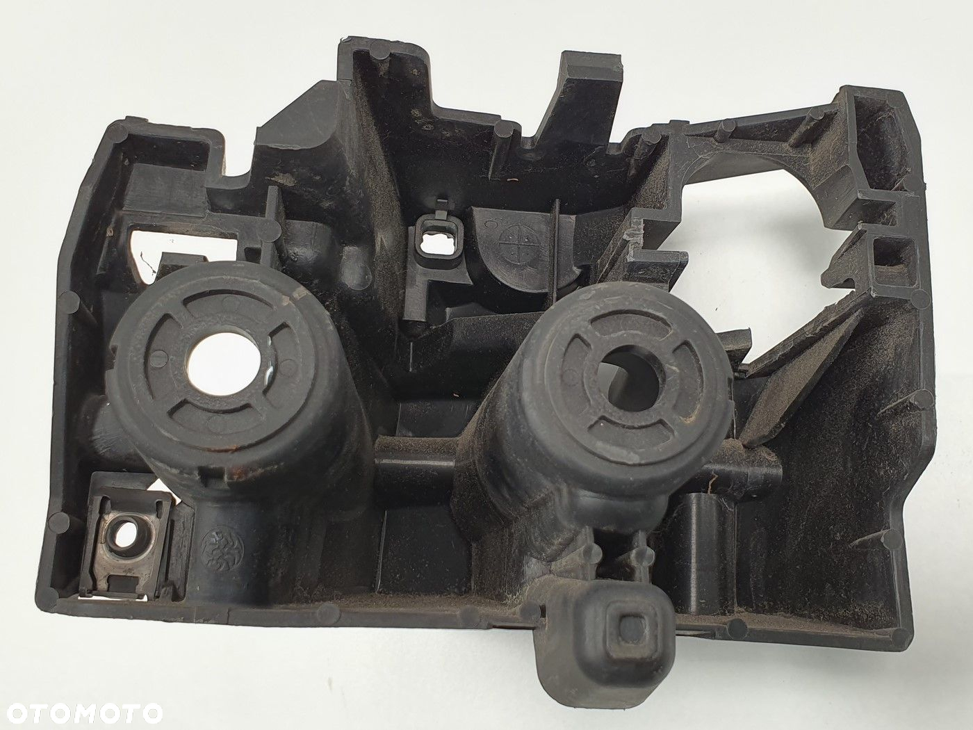 ŚLIZG ZDERZAKA LEWY TYŁ CITROEN C5 X7 9681048480 - 3