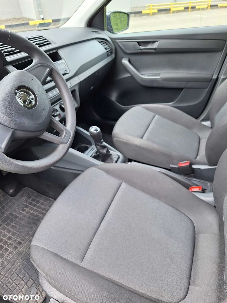Skoda Fabia - 8
