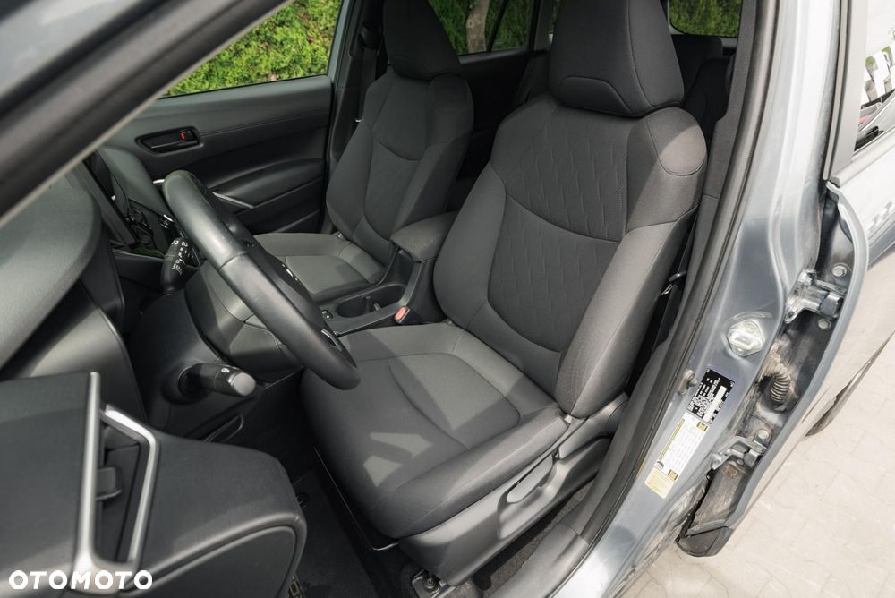 Toyota Corolla Cross - 13