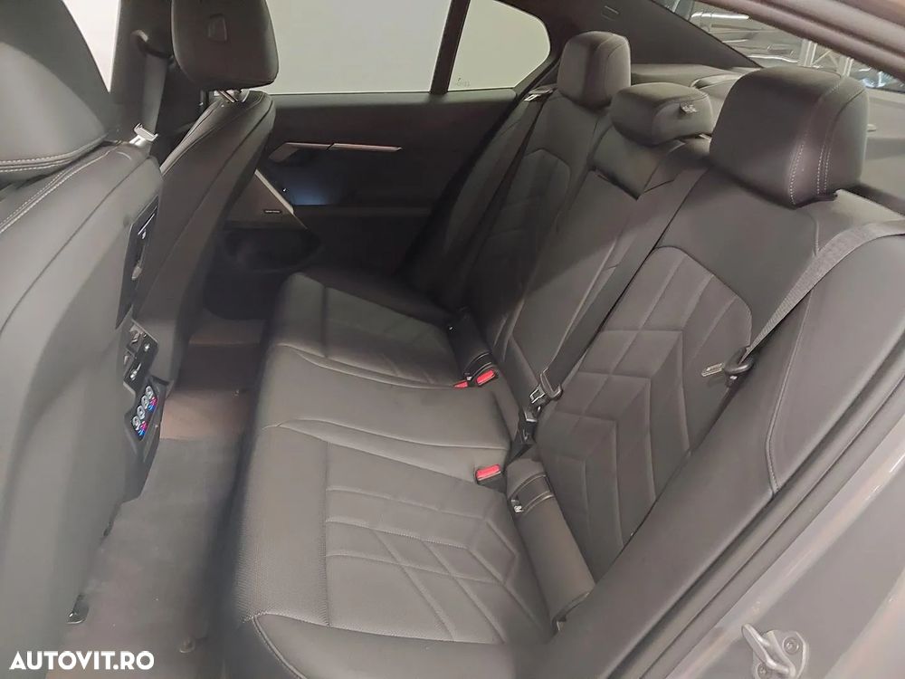 BMW Seria 5 520i AT MHEV - 8