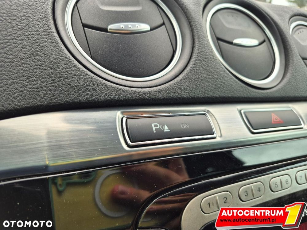 Ford S-Max - 36
