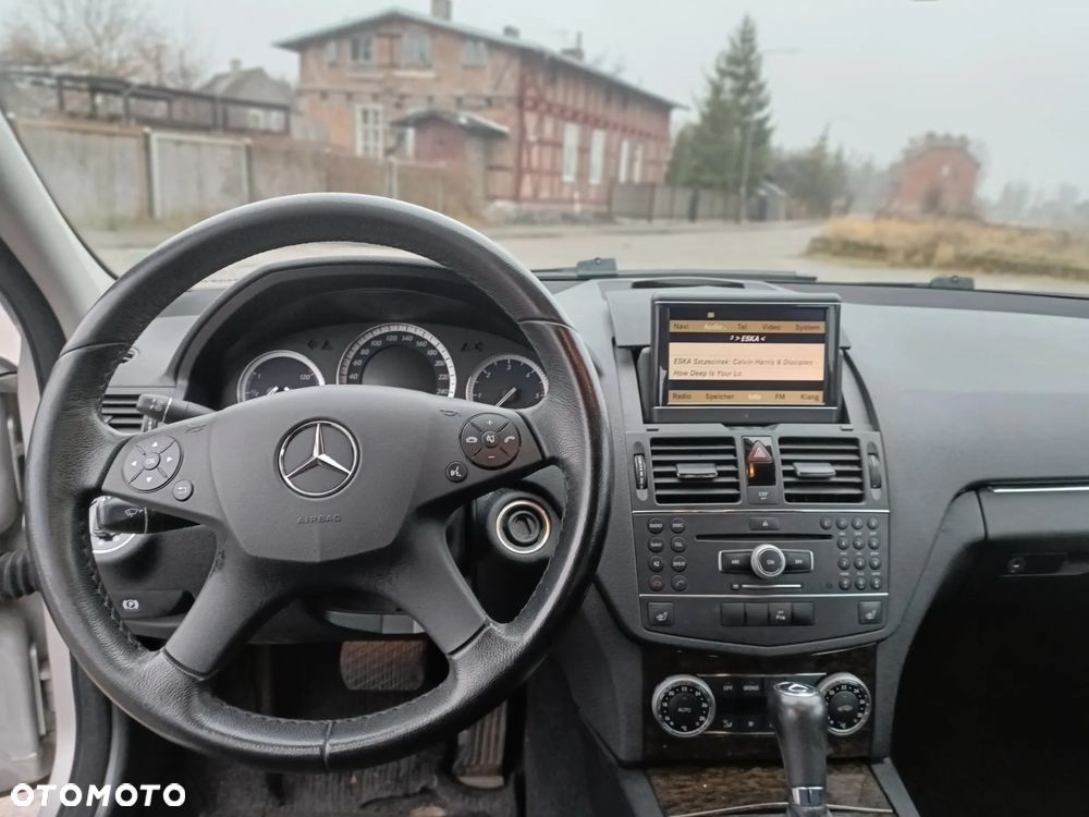 Mercedes-Benz Klasa C 200 CDI DPF Automatik Elegance - 11