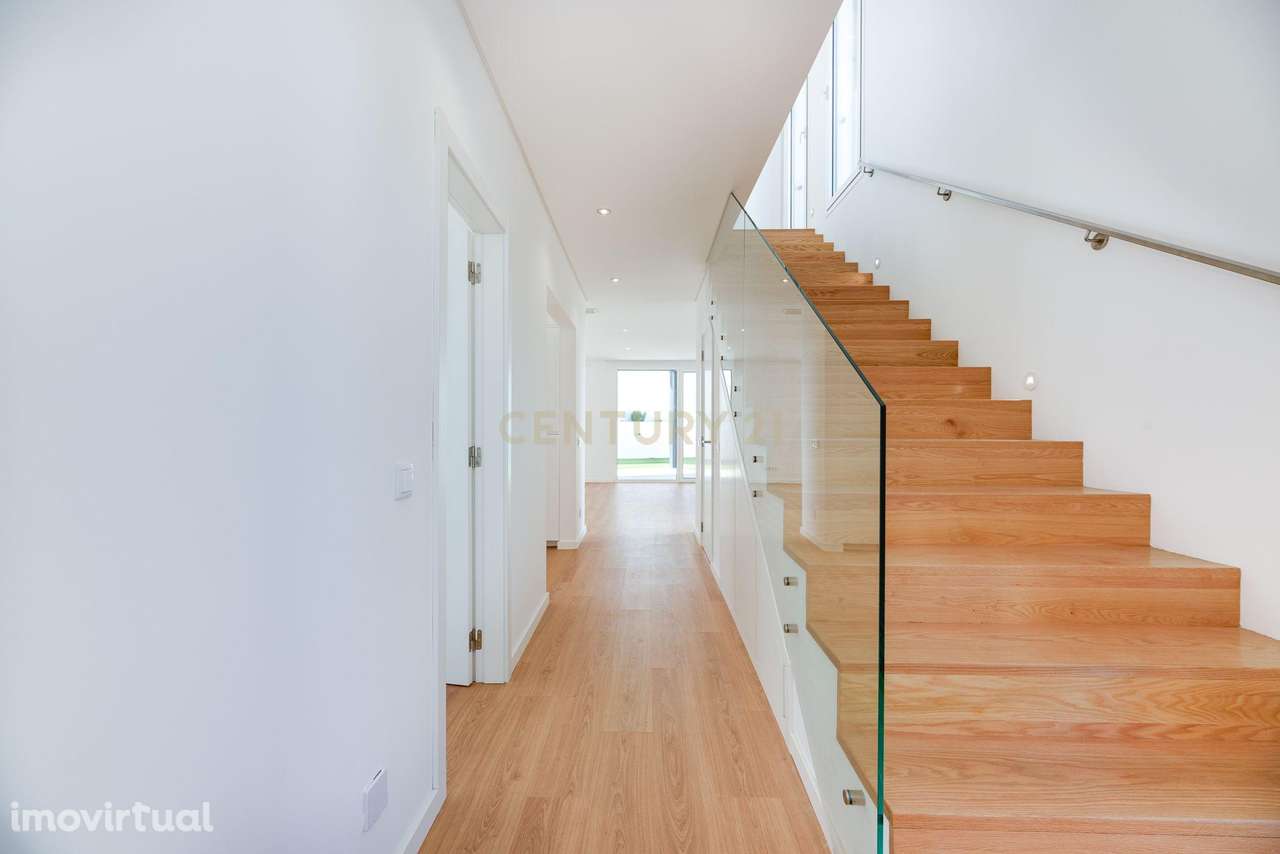 Casa de Luxo perto do Aeródromo de Cascais - Grande imagem: 3/49