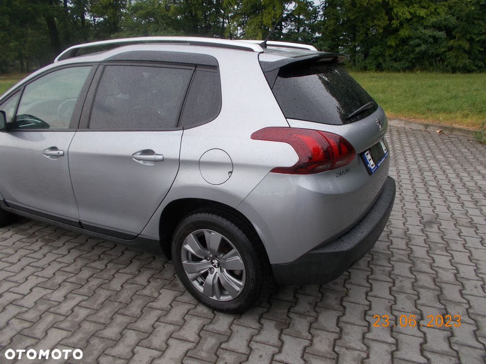 Peugeot 2008 PureTech 82 Style - 3
