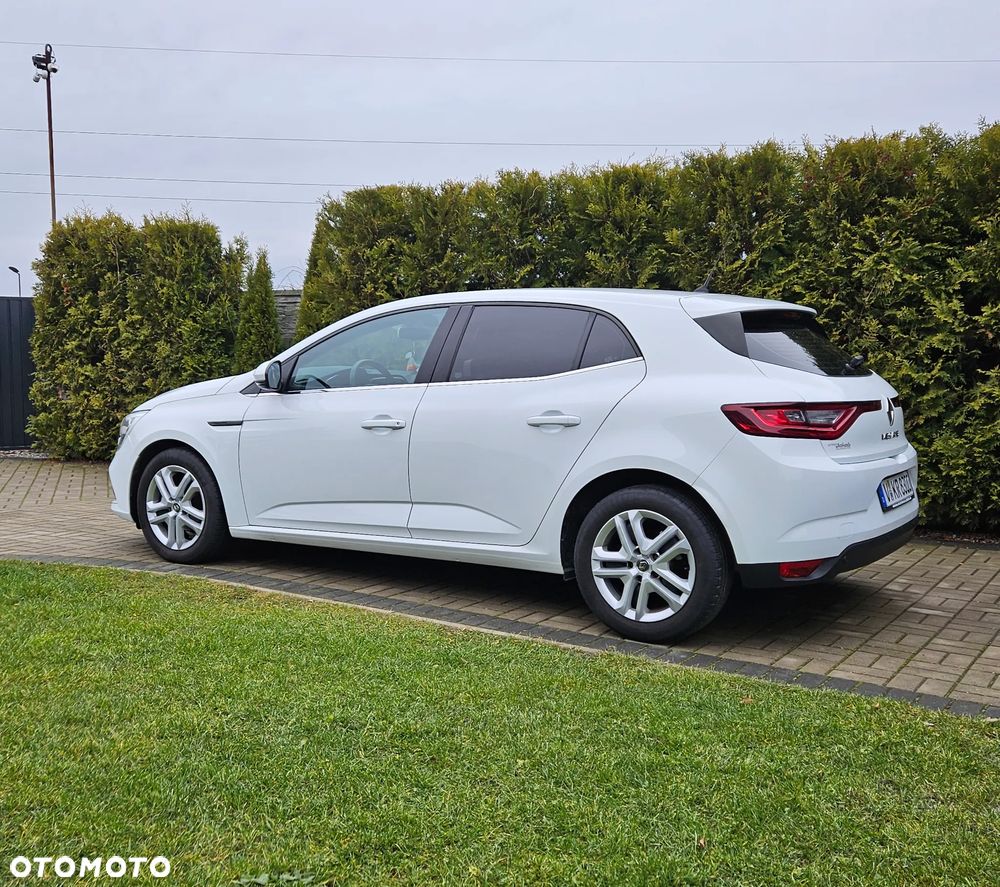 Renault Megane ENERGY TCe 100 LIFE - 9