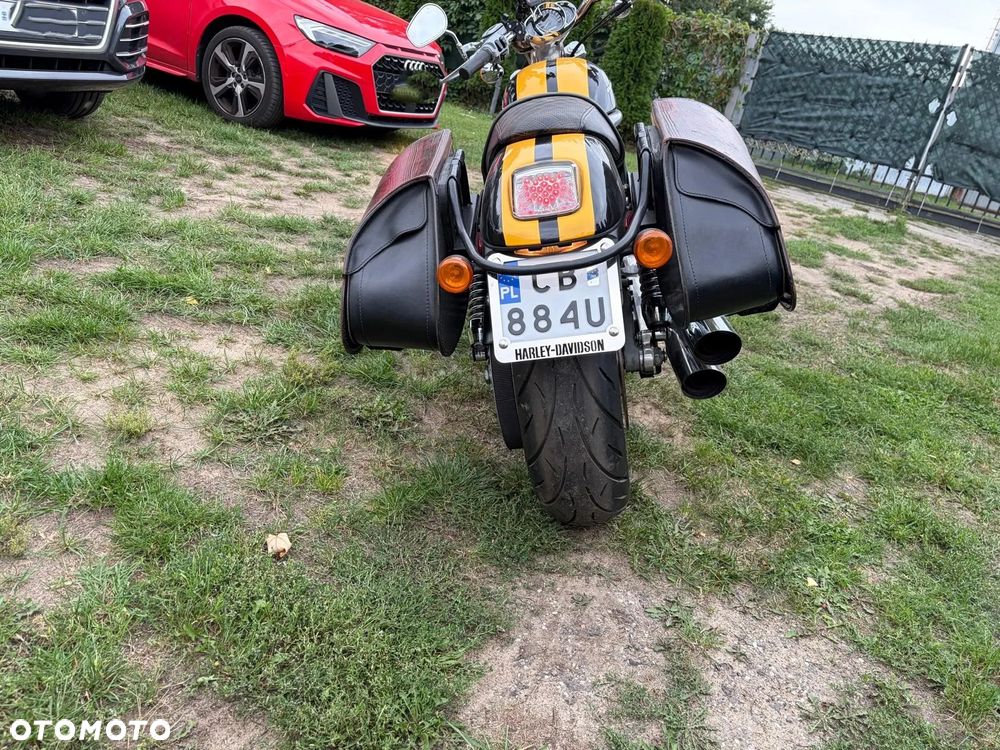 Harley-Davidson V-Rod Street Rod - 2