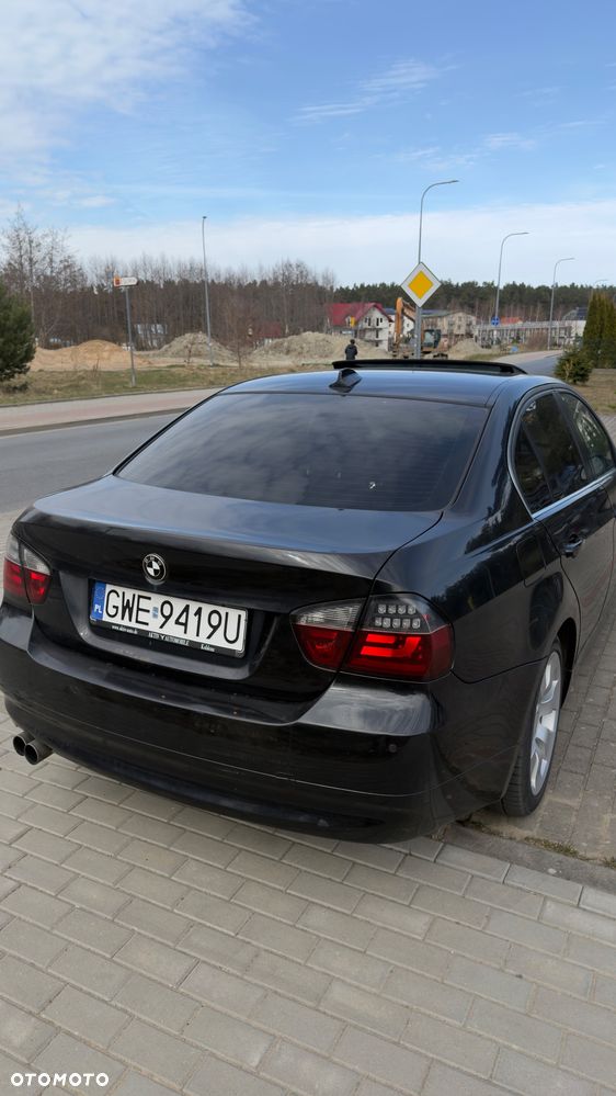 BMW Seria 3 325i - 9