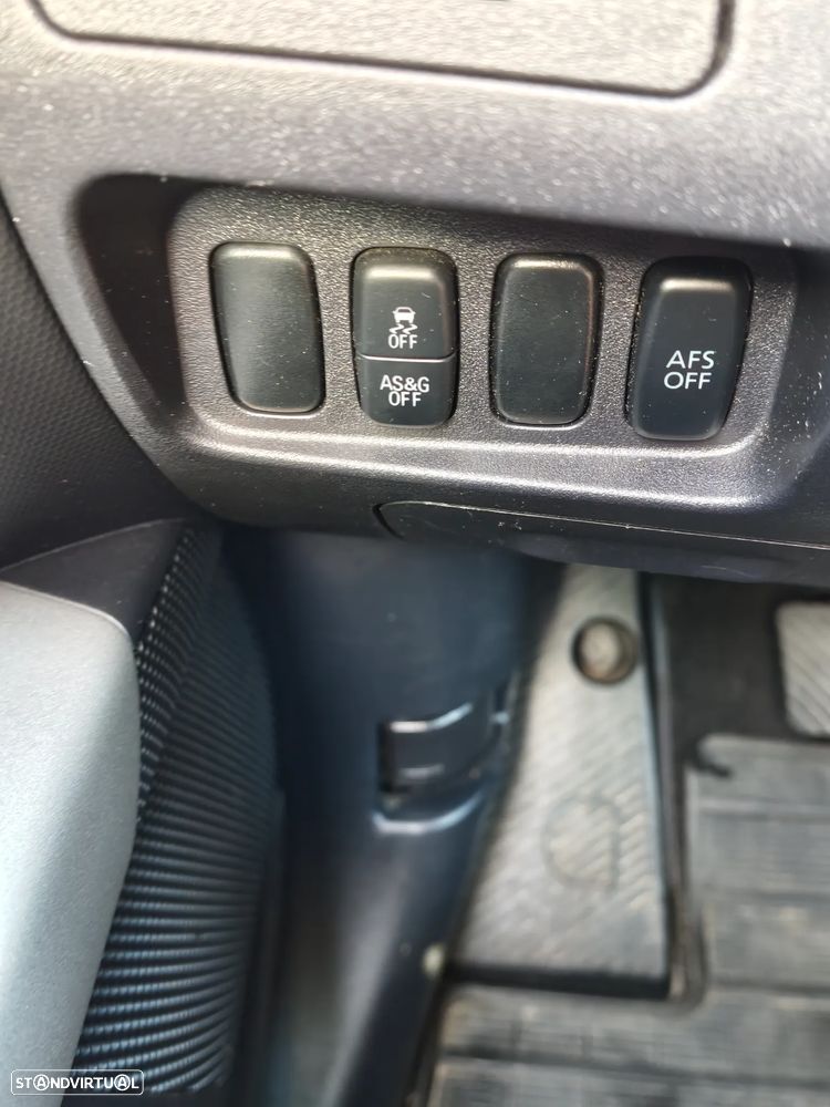 Mitsubishi Outlander 2.2 DI-D Instyle - 31