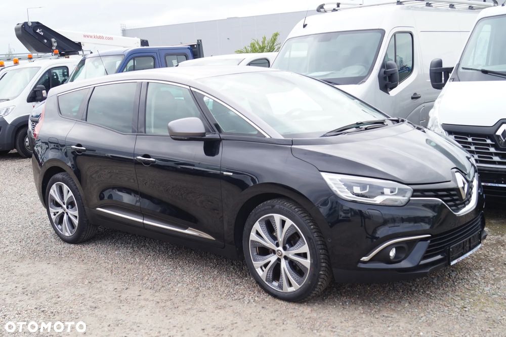 Renault Grand Scenic - 11