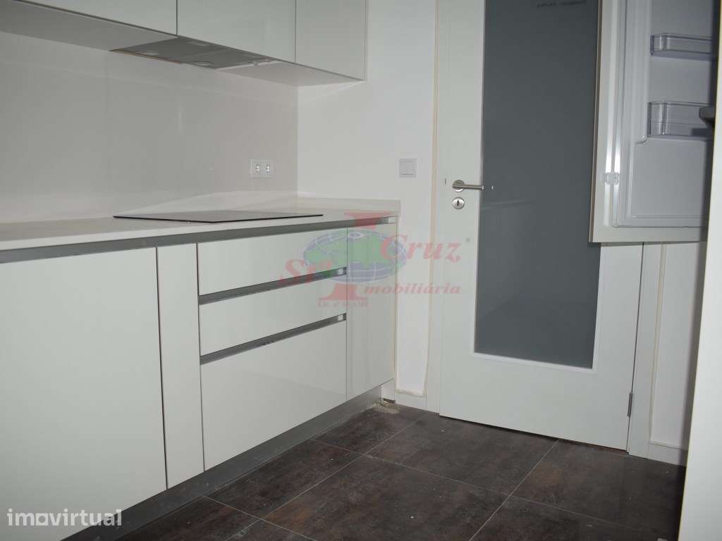 Apartamento T2 - Novo - Bairro de S. Miguel - Grande imagem: 2/15