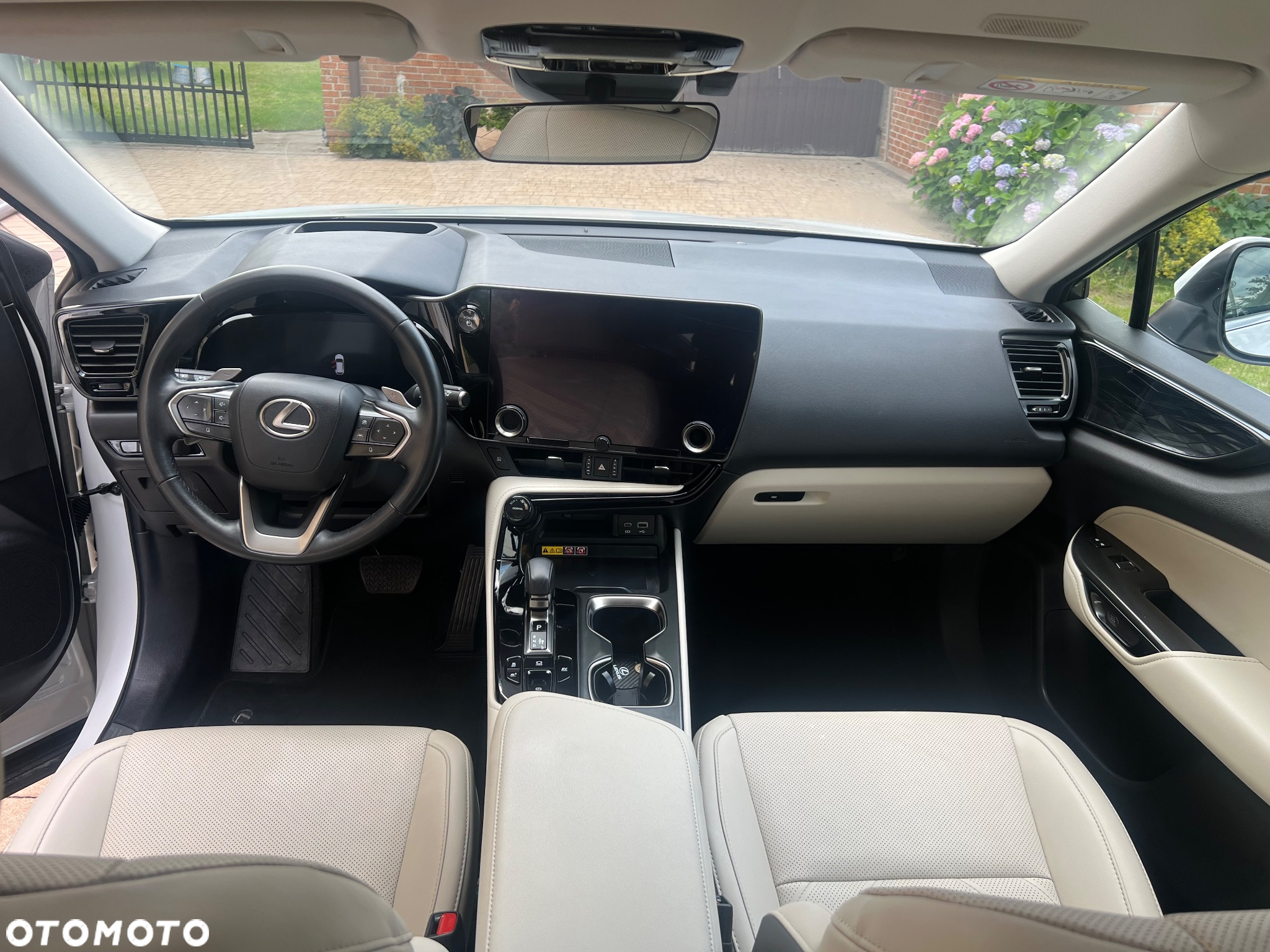 Lexus NX 350h Prestige AWD - 19