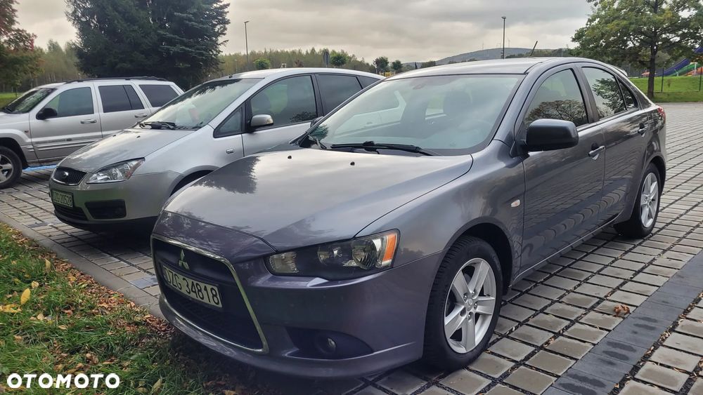 Mitsubishi Lancer 1.5 Invite - 1