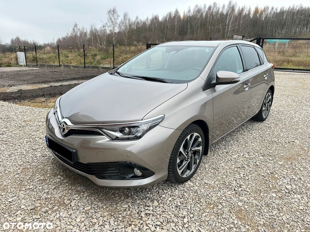 Toyota Auris 1.6 Prestige - 4