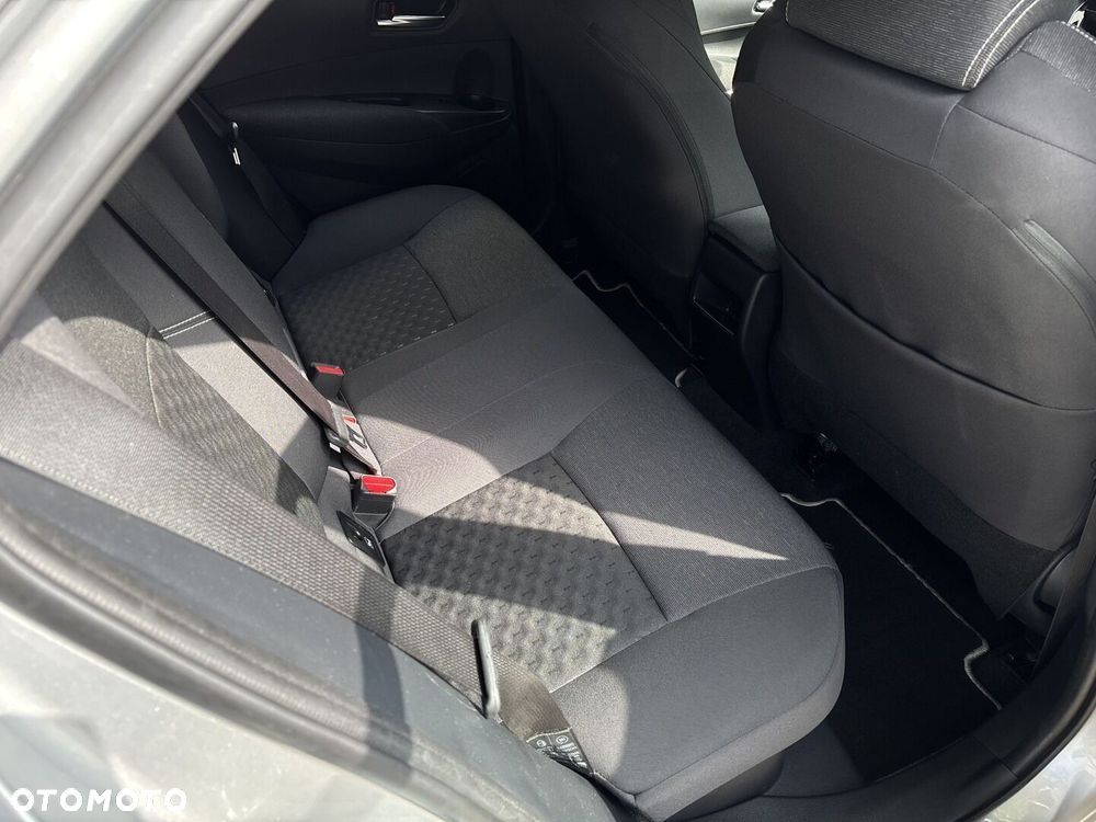 Toyota Corolla - 25
