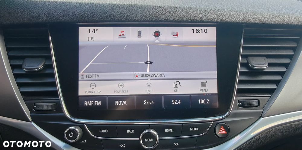 Opel Astra 1.4 Turbo Innovation - 17
